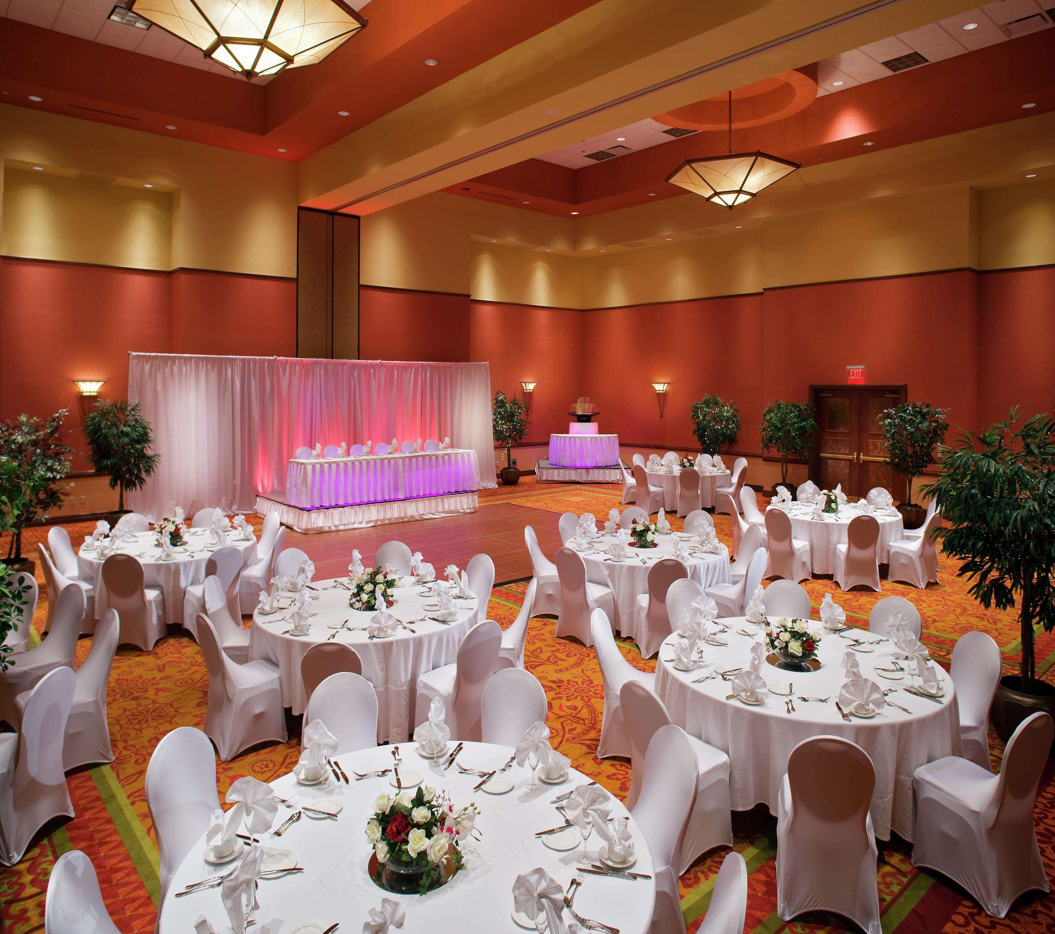 Embassy Suites By Hilton Norman Hotel & Conference Center Restaurace fotografie