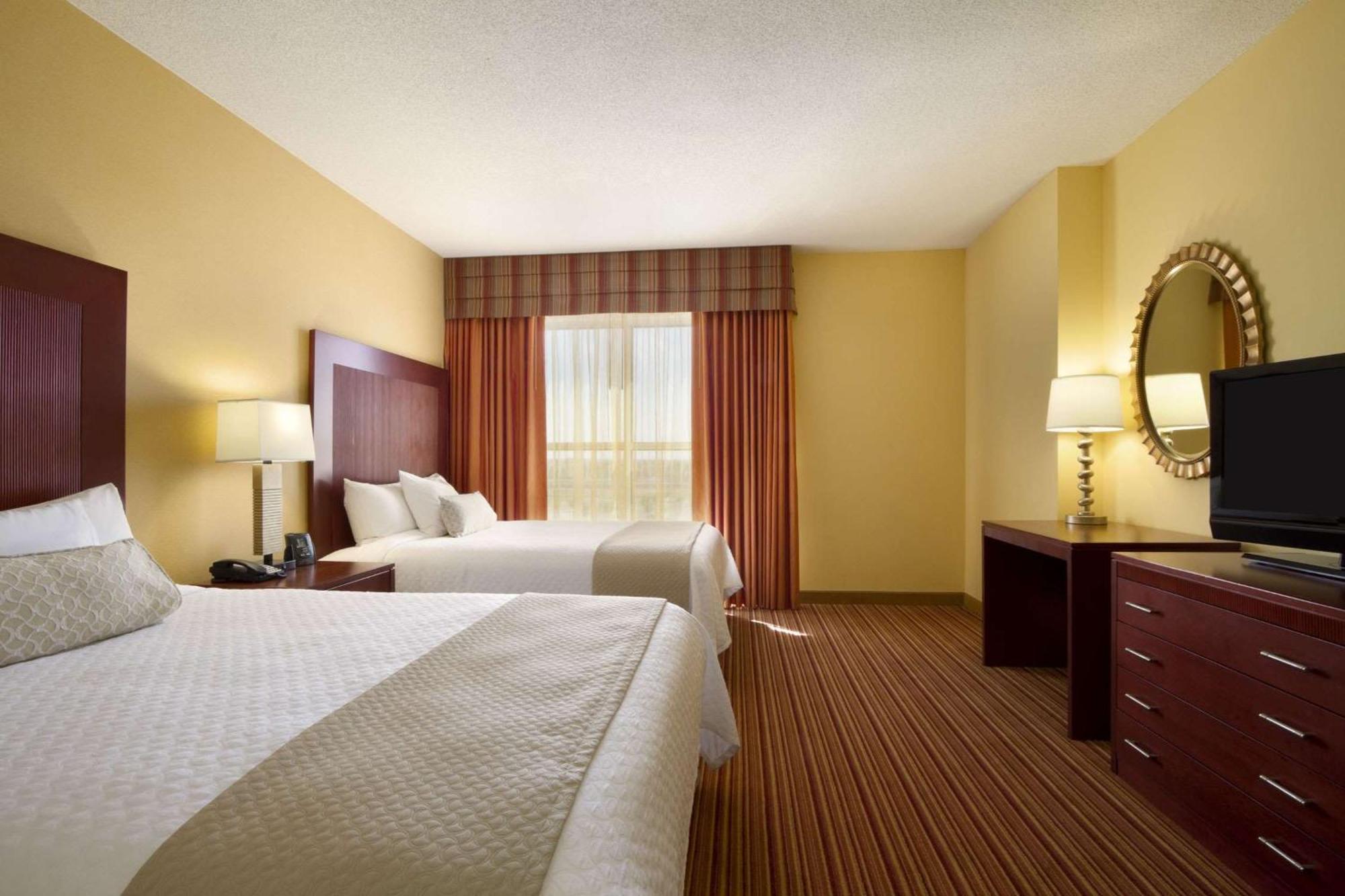 Embassy Suites By Hilton Norman Hotel & Conference Center Exteriér fotografie