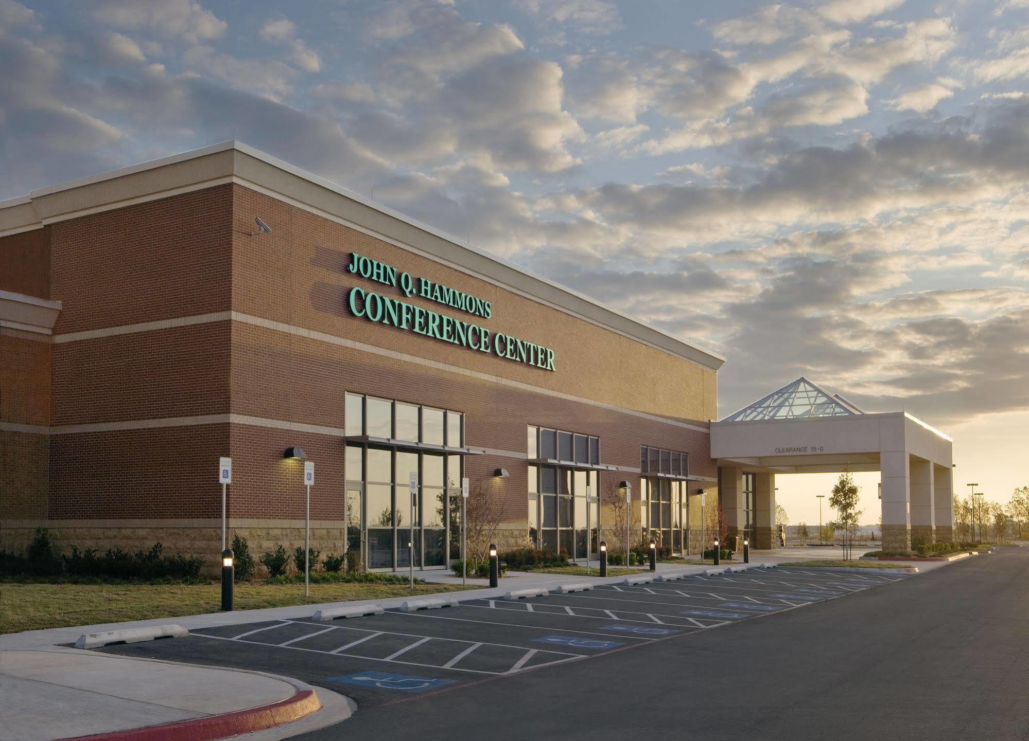 Embassy Suites By Hilton Norman Hotel & Conference Center Exteriér fotografie